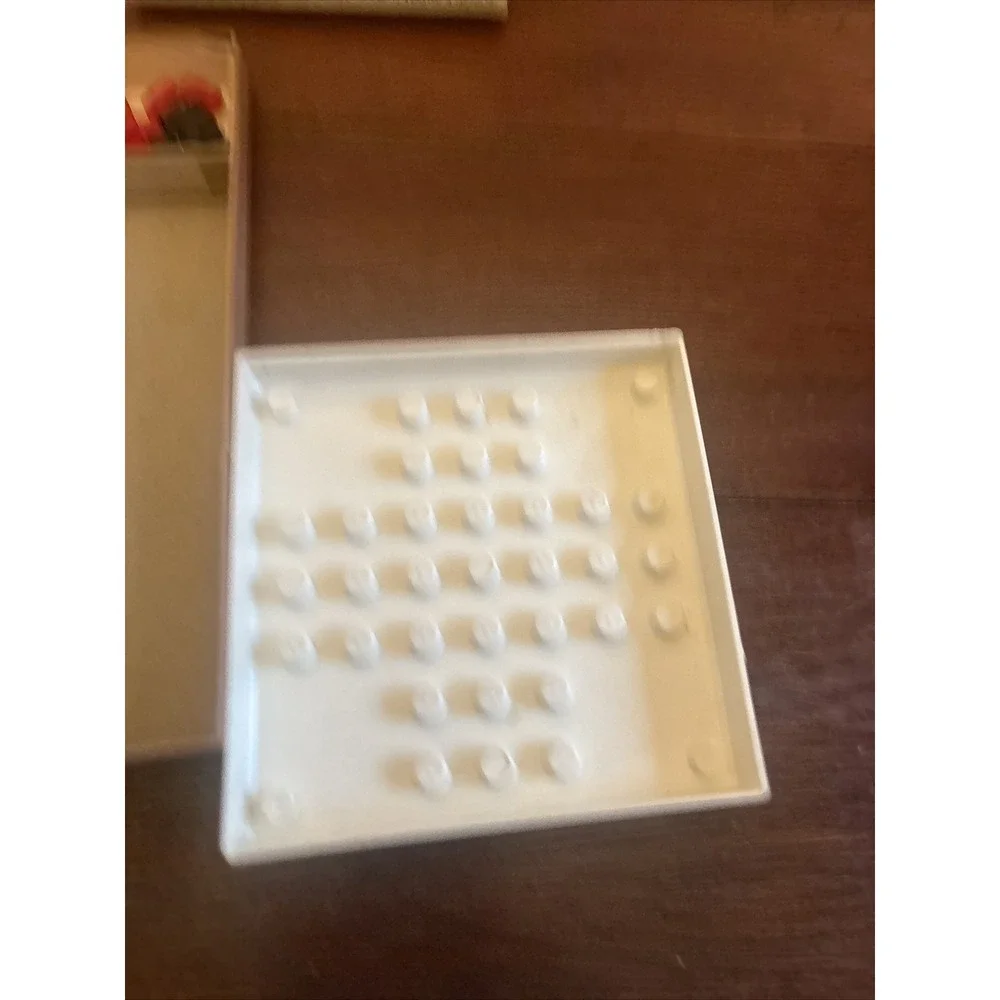 Vintage Hi-Q Puzzle Game‎ by Kohner for Entire Family Missing Brain Buster